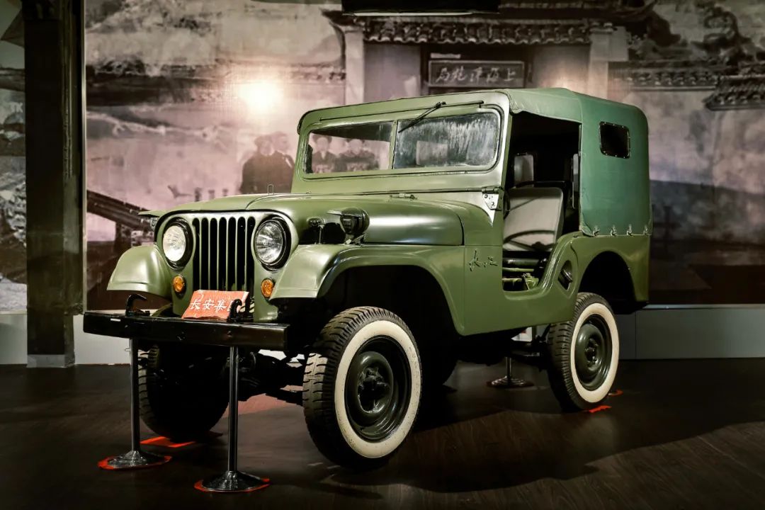 透过新中国第一辆越野车,回眸百年长安一路风雨-新浪汽车