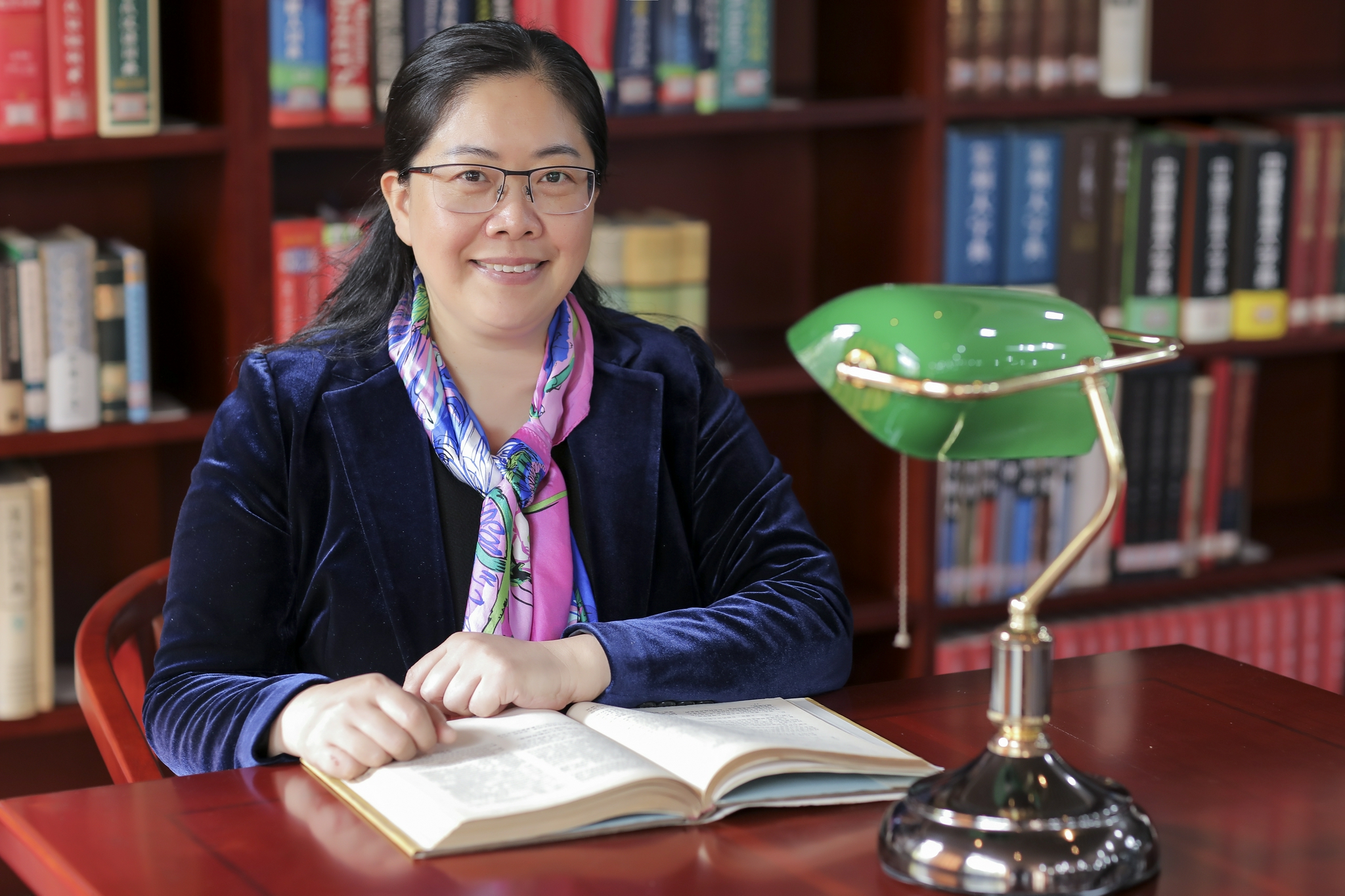 杭十四中这位老师有一双魔术手和一颗仁爱心