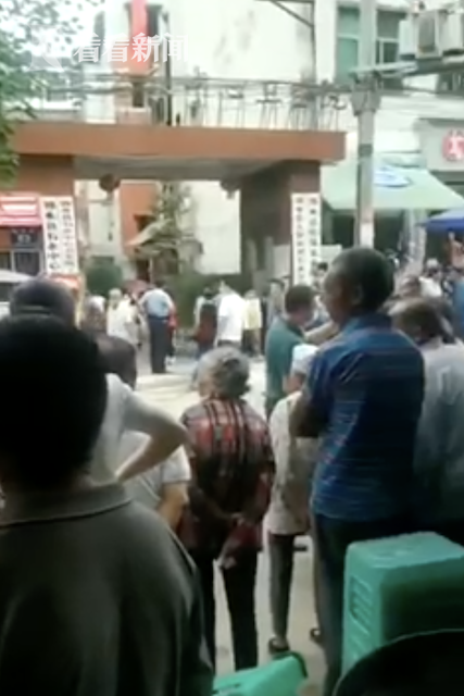 四川邻水一初中97名学生出现发热呕吐 官方通报休闲区蓝鸢梦想 - Www.slyday.coM