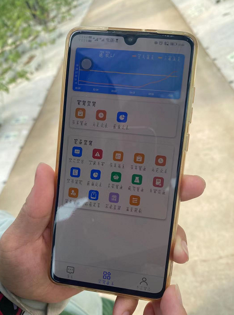 北京“种业硅谷”咋把玉米地种得像狗啃了似的？现场揭秘休闲区蓝鸢梦想 - Www.slyday.coM
