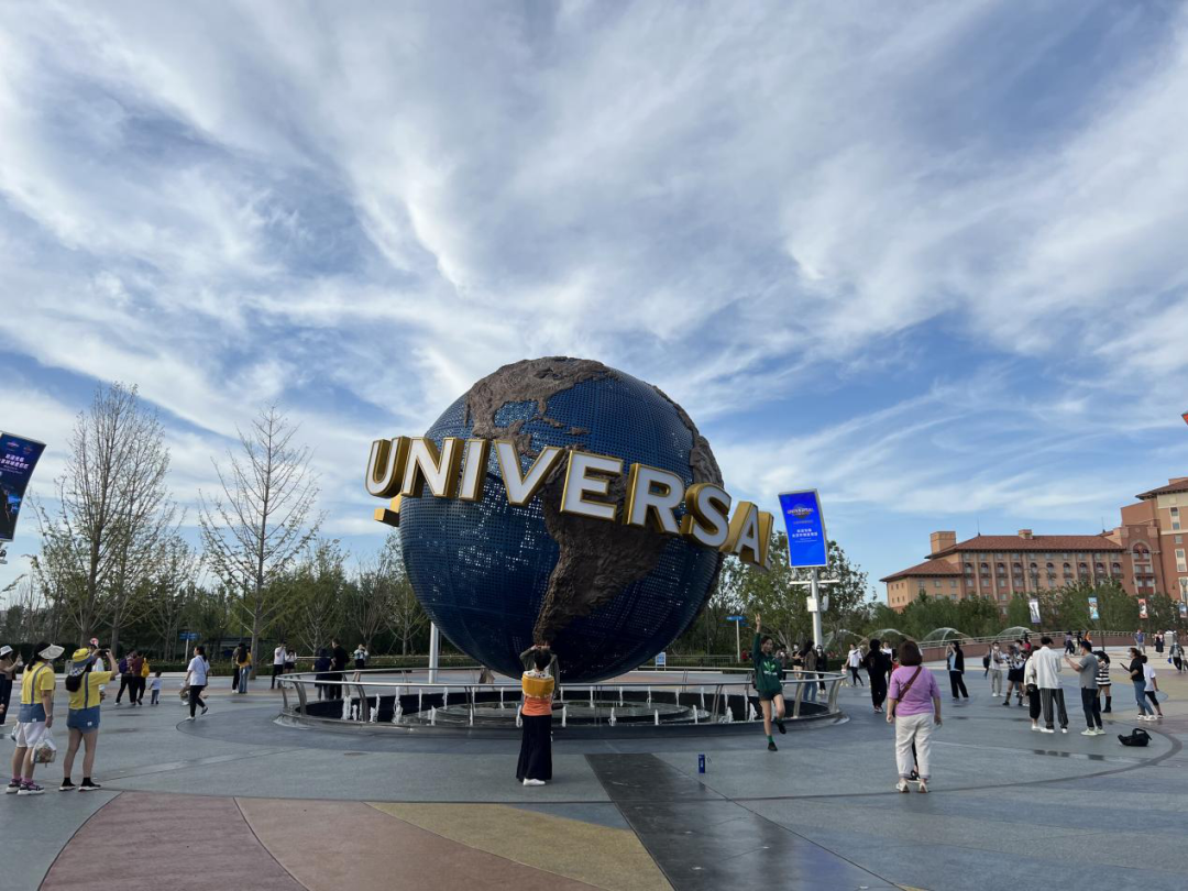 赞誉与吐槽一起飞流量王者北京环球影城探查丨焦点