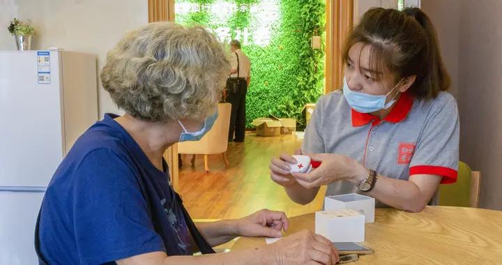 全国14个！“大同助老”上榜！首批运用智能技术服务老年人示范案例发布|大同市|养老_新浪新闻