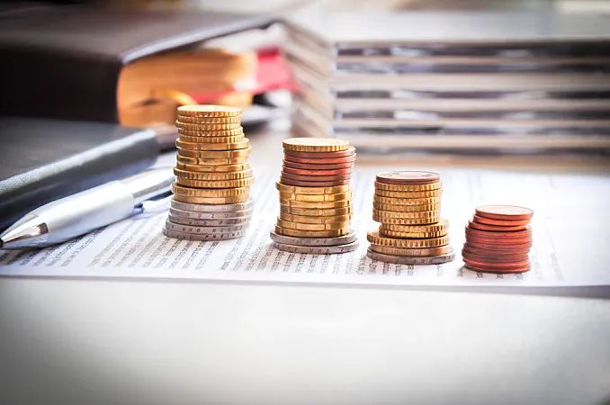 “顶级学区”直降120万，单月成交量减超3000套，北京二手房退烧！休闲区蓝鸢梦想 - Www.slyday.coM