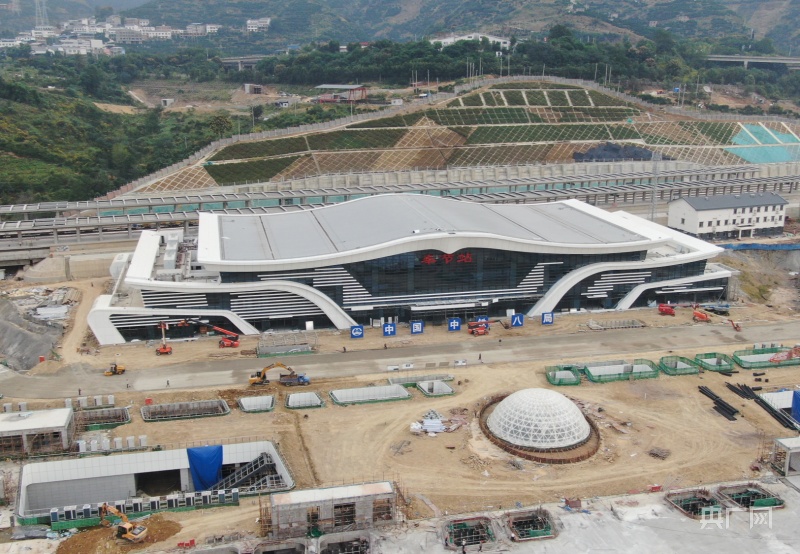 郑万高铁重庆段新建奉节,云阳,巫山三座站房,均位于长江三峡库区腹地