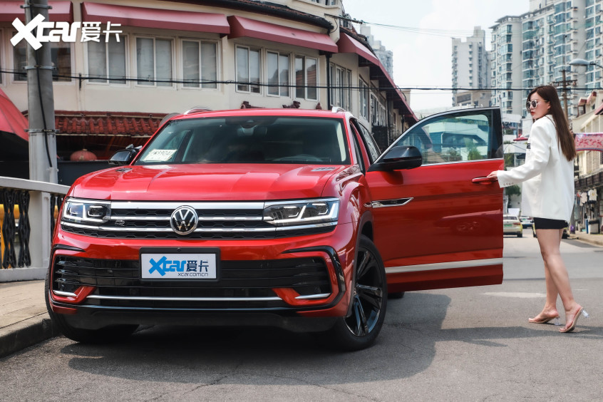 红色古韵与潮流全新途昂x打卡上海地标