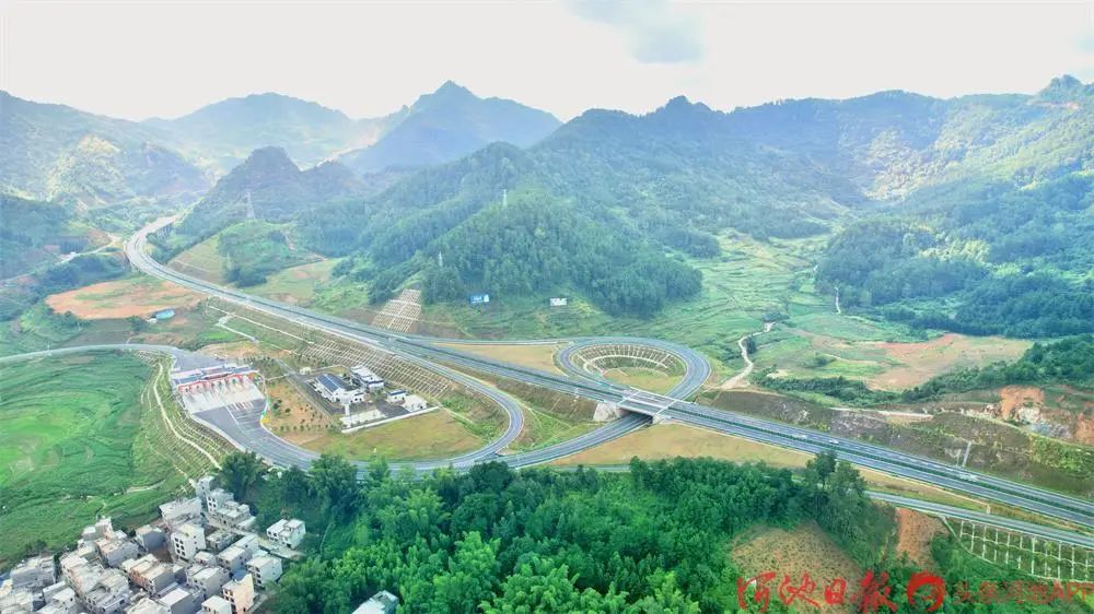 记者从广西新发展交通集团有限公司大化高速公路运营管理中心了解到