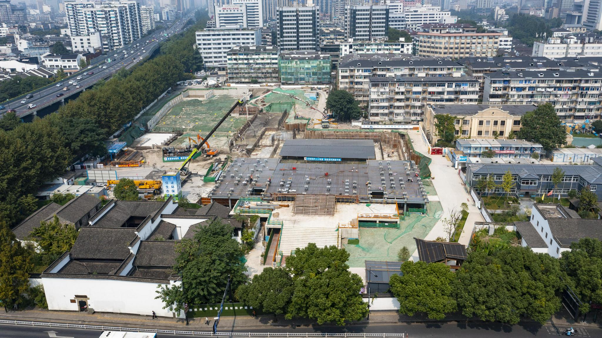 9月29日,德寿宫遗址保护展示工程暨南宋博物院(一期)正在紧锣密鼓施工