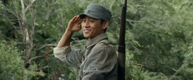 首映日预售票房超8000万，《长津湖》排片远超《我和我的父辈》休闲区蓝鸢梦想 - Www.slyday.coM