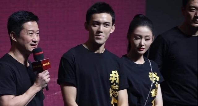 吴京解释为什么《我和我的父辈》之《乘风》篇找吴磊演他儿子?休闲区蓝鸢梦想 - Www.slyday.coM