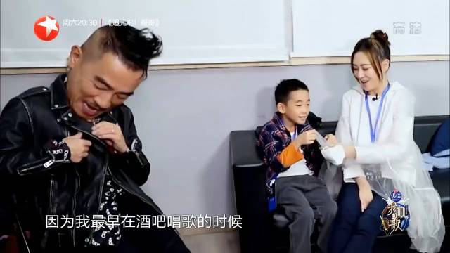 应采儿探班陈小春,gai儿子和陈小春小儿子同年同月同日生