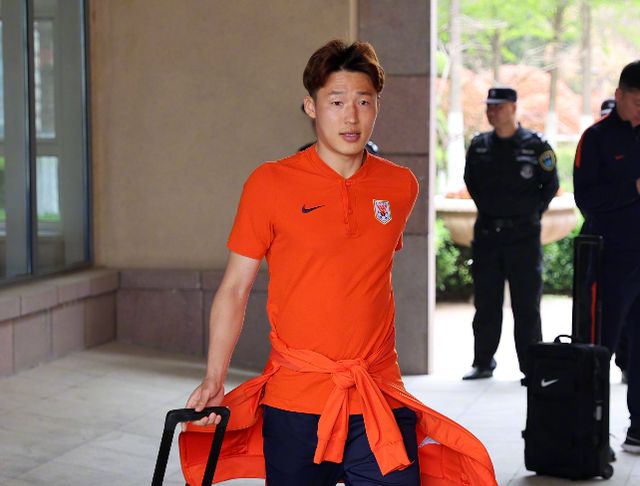 中超韩国外援：老婆孩子都在中国安顿好了,本赛季一定夺冠休闲区蓝鸢梦想 - Www.slyday.coM