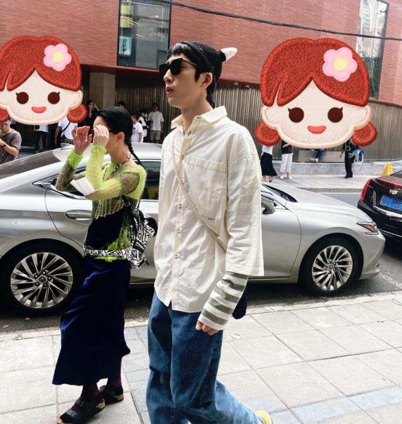 井柏然周迅坐地铁上班,皮肤细嫩看不出瑕疵,接地气生活气息十足休闲区蓝鸢梦想 - Www.slyday.coM 井柏然周迅坐地铁上班,皮肤细嫩看不出瑕疵,接地气生活气息十足休闲区蓝鸢梦想 - Www.slyday.coM