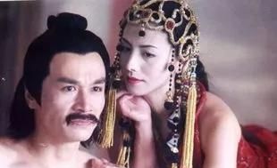 第八号当铺:为啥阿精既是黑影的“亲女儿”,又能被白天使青睐?休闲区蓝鸢梦想 - Www.slyday.coM 第八号当铺:为啥阿精既是黑影的“亲女儿”,又能被白天使青睐?休闲区蓝鸢梦想 - Www.slyday.coM