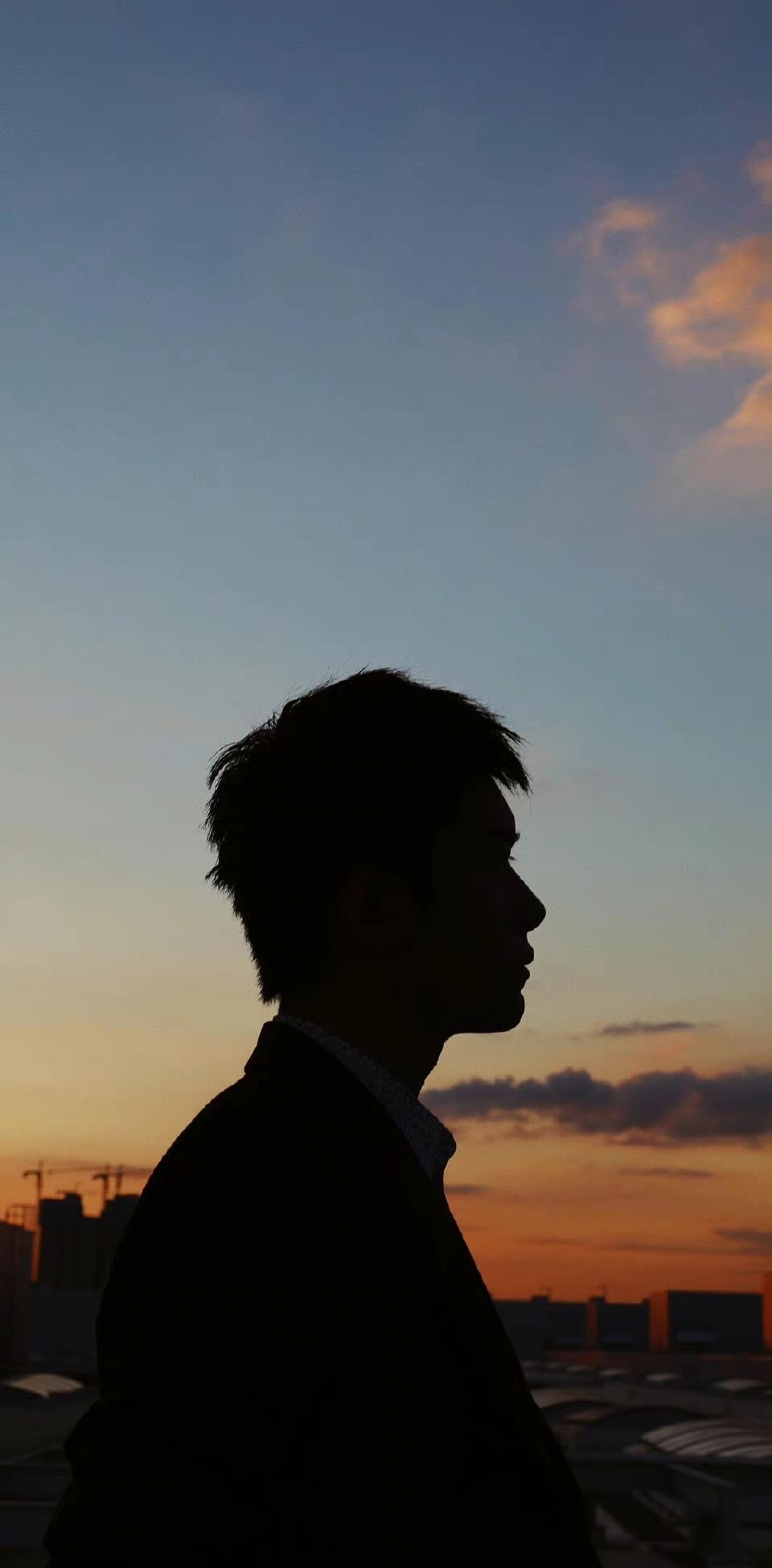 《长津湖》片长三小时,上线一天票房破两亿,这部电影被低估了吗休闲区蓝鸢梦想 - Www.slyday.coM 《长津湖》片长三小时,上线一天票房破两亿,这部电影被低估了吗休闲区蓝鸢梦想 - Www.slyday.coM