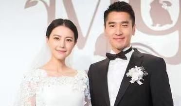 秦霄贤和女神丈夫同框,意外吃到大把狗粮,赵又廷:只有我能娶到休闲区蓝鸢梦想 - Www.slyday.coM 秦霄贤和女神丈夫同框,意外吃到大把狗粮,赵又廷:只有我能娶到休闲区蓝鸢梦想 - Www.slyday.coM