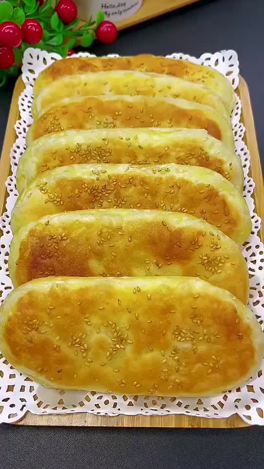 酥到掉渣的糖酥饼,做法简单,外壳金黄酥脆