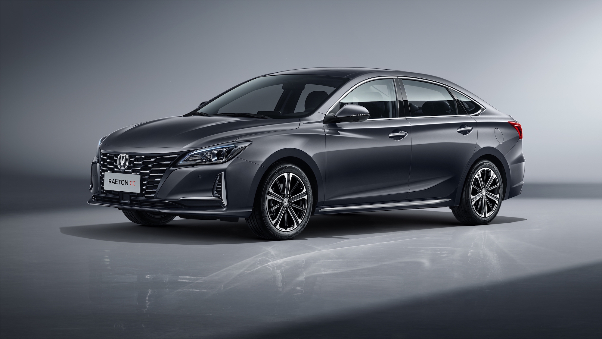 马力大8匹长安锐程cc搅动10万元家轿市场