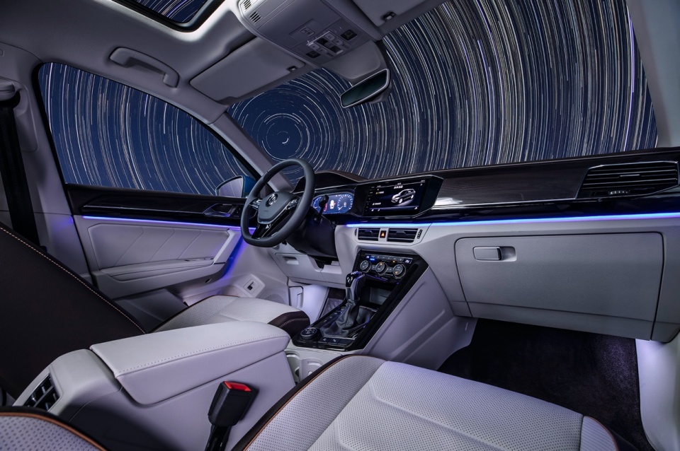 偶像派也是实力派，探岳对比途观L你更Pick谁？