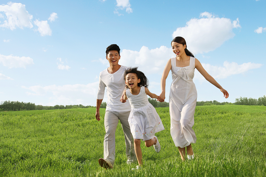 心理问答｜对孩子的陪伴，到底是打扰还是关心？休闲区蓝鸢梦想 - Www.slyday.coM