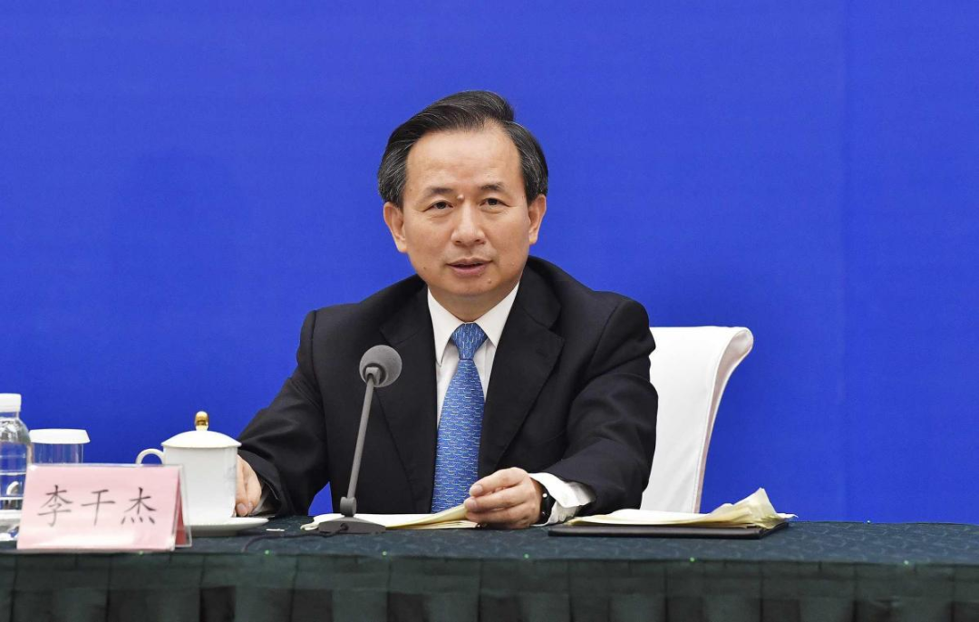 57岁李干杰任山东省委书记系湖南长沙人