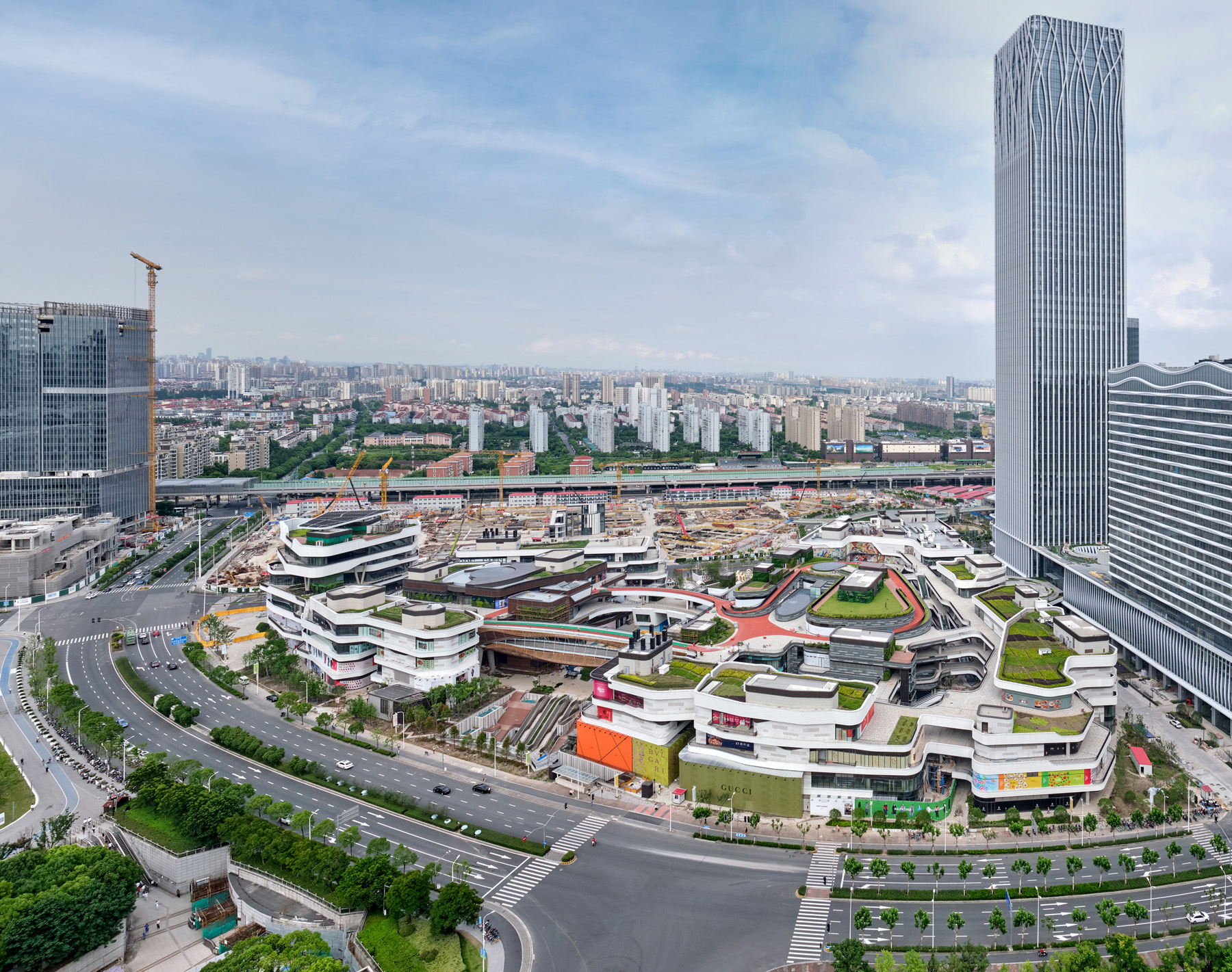 前滩太古里启幕，助力上海建设国际消费中心城市|品牌|上海市|陆家嘴_新浪新闻