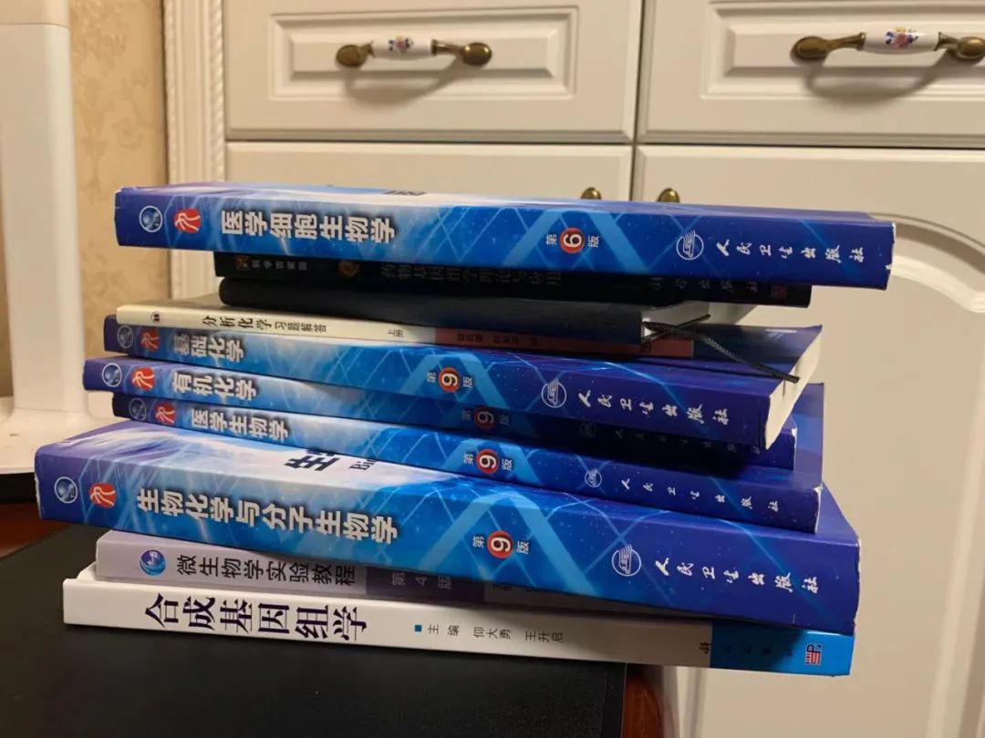 泪目！高中学历父亲为救极罕见病孩子，冒险自制药，最新回应……休闲区蓝鸢梦想 - Www.slyday.coM