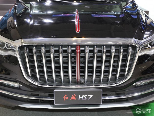 2021天津车展实拍2022款红旗hs7售27584598万元