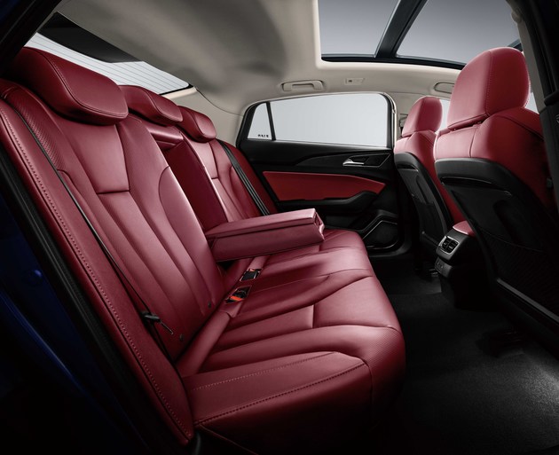 2022款红旗h5新车速评外观内饰配置全面升级