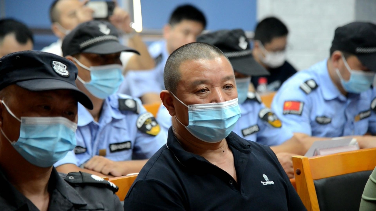 隆重表彰卢雪信,杨有江,郑彪红,黄文取,朱敬松,孙对,周成龙,李亚洲