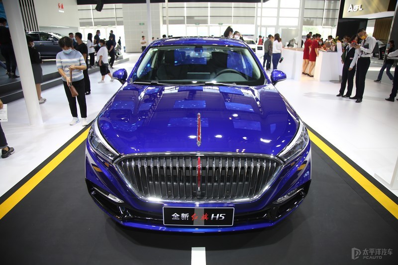 2021天津车展新款红旗h5亮相