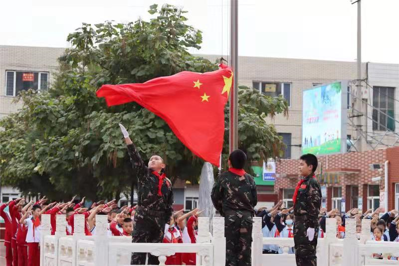 这场“我和我的祖国”主题校会很nice休闲区蓝鸢梦想 - Www.slyday.coM