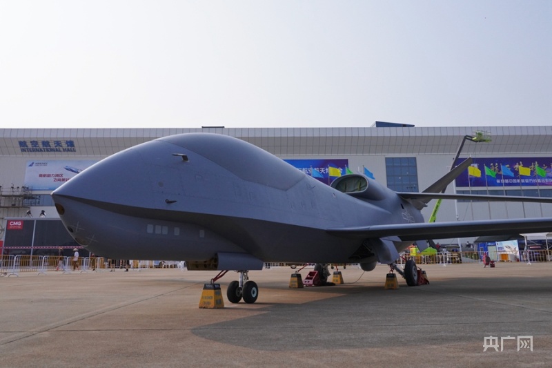 本届中国航展首次展出的无侦-7无人机.(央广网记者 官文清摄)