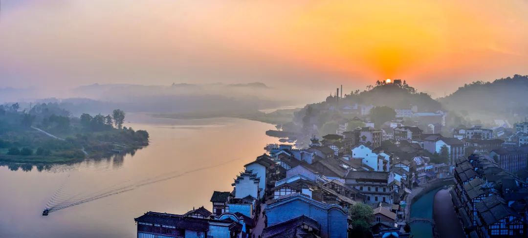 龙乡亦归途踏上家乡小路寻味铜梁