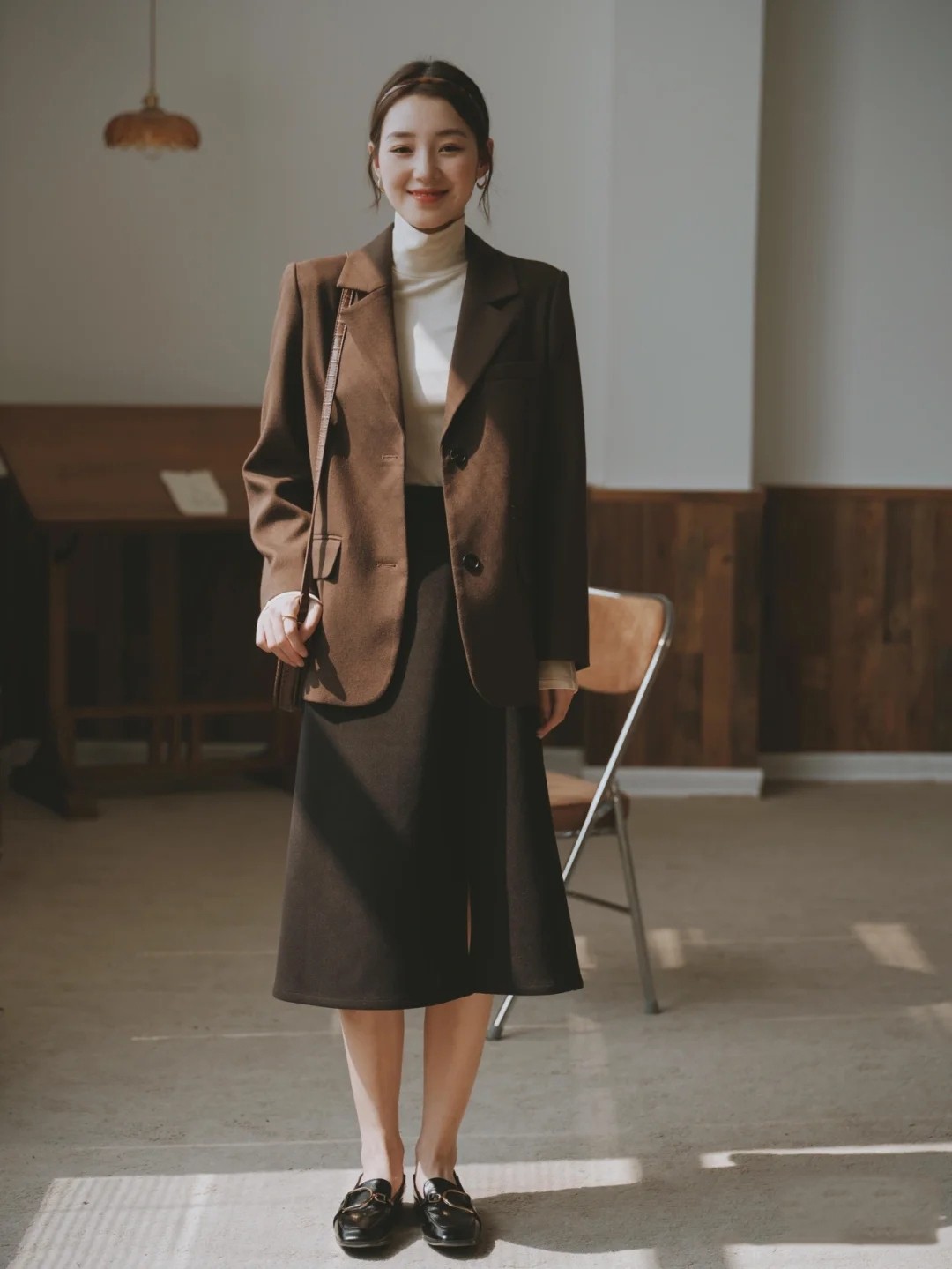 成熟女人们的知性气质穿搭内容就分享到这里了,你更喜欢哪一种风格呢?