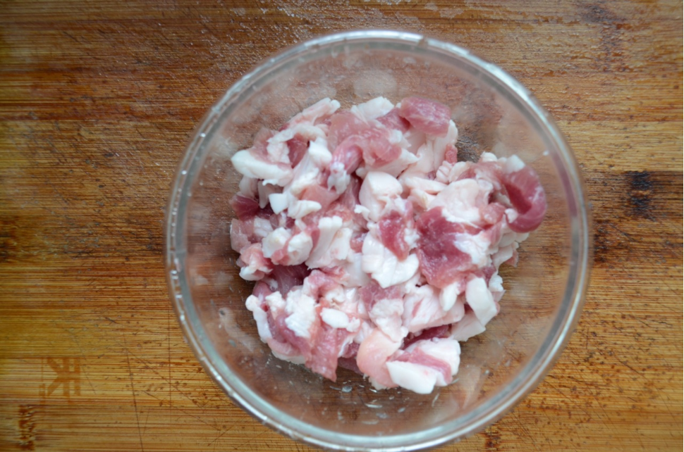 杭椒炒肉丁香辣过瘾，专治各种没有食欲的，实在是太下饭了休闲区蓝鸢梦想 - Www.slyday.coM