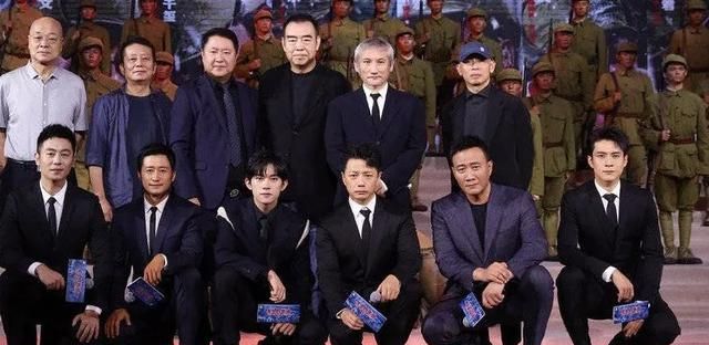 《长津湖》领跑国庆档,首映日连破5项纪录,遗憾的是排片在下降休闲区蓝鸢梦想 - Www.slyday.coM