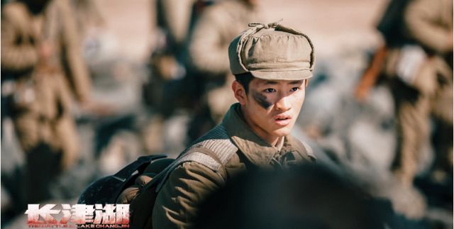 00后又诞生一个好演员,易烊千玺不再孤单,二人成长津湖中的亮点休闲区蓝鸢梦想 - Www.slyday.coM