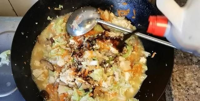 国庆假期吃啥哟,这里有抗疫三大美食分享,第一便是：莆田焖豆腐休闲区蓝鸢梦想 - Www.slyday.coM