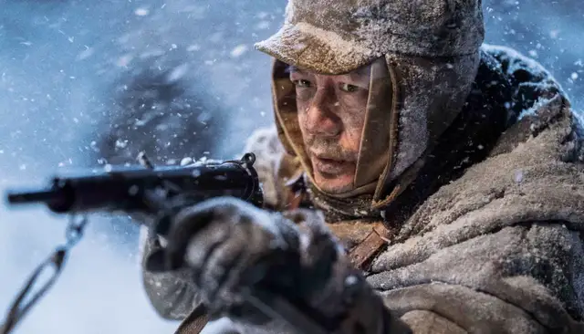 首日票房飙破2亿元,《长津湖》票房占比超72%,夺下冠军休闲区蓝鸢梦想 - Www.slyday.coM 首日票房飙破2亿元,《长津湖》票房占比超72%,夺下冠军休闲区蓝鸢梦想 - Www.slyday.coM