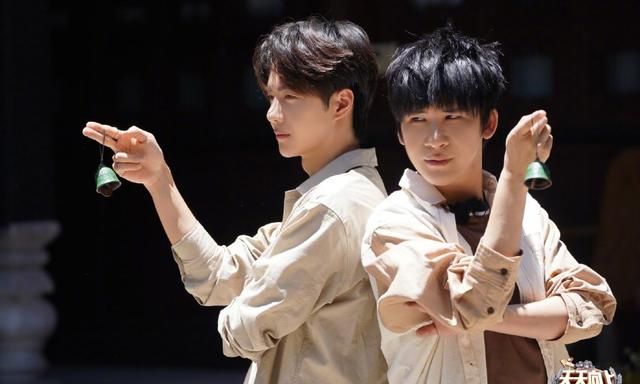 王一博：“平安顺遂”一图突然在各个平台火了,来源是什么情况?休闲区蓝鸢梦想 - Www.slyday.coM