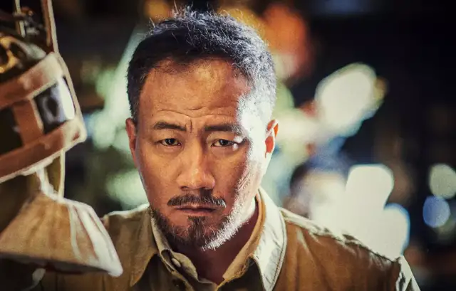 首日票房飙破2亿元,《长津湖》票房占比超72%,夺下冠军休闲区蓝鸢梦想 - Www.slyday.coM 首日票房飙破2亿元,《长津湖》票房占比超72%,夺下冠军休闲区蓝鸢梦想 - Www.slyday.coM