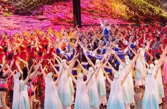 国庆晚会收视出炉：央视稳居第一，老戏骨热度高，湖南台意外回升休闲区蓝鸢梦想 - Www.slyday.coM