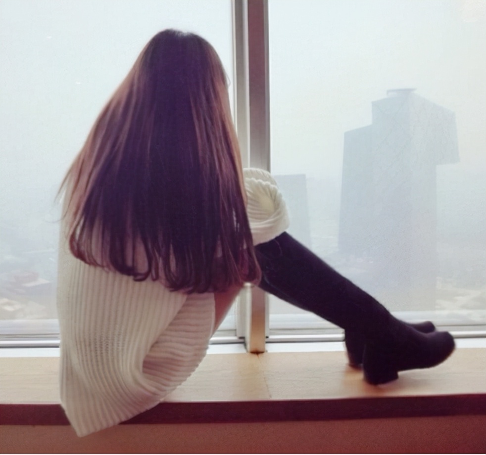 老公承认了和她的关系我现在每天活在痛苦中如何做才能走出来