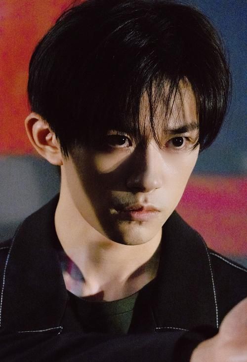 《长津湖》专访,易烊千玺在零下30度的片场睡着,直言累的不想动休闲区蓝鸢梦想 - Www.slyday.coM 《长津湖》专访,易烊千玺在零下30度的片场睡着,直言累的不想动休闲区蓝鸢梦想 - Www.slyday.coM