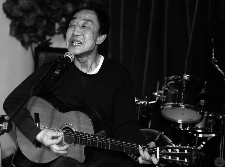 赵已然他是堕落的废人还是不屈的斗士