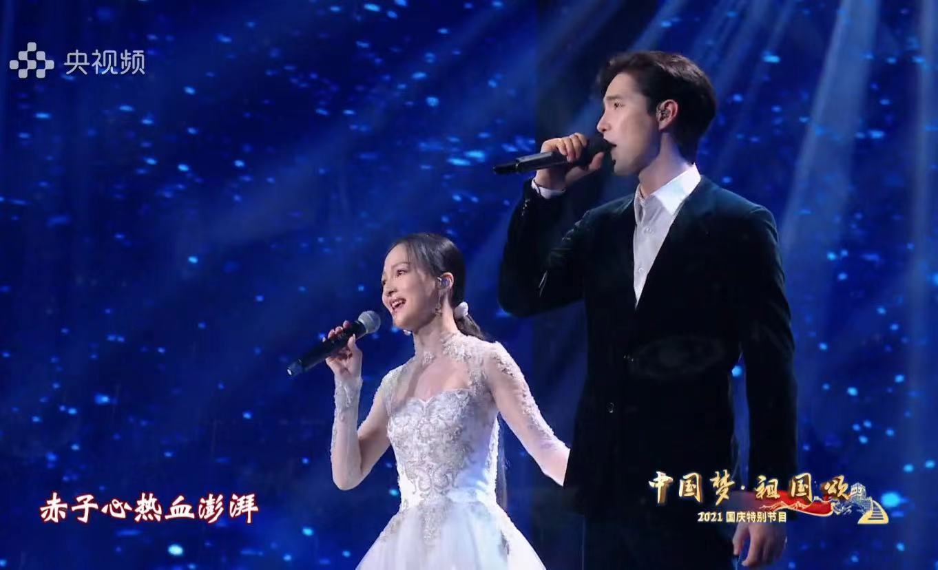 央视国庆晚会，多名港澳台歌手参加演出，谢霆锋帅气打鼓卖力演唱休闲区蓝鸢梦想 - Www.slyday.coM