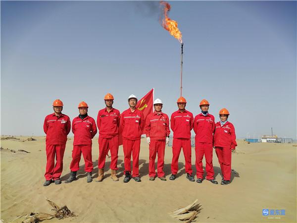 中国红·齐鲁行｜祖国母亲，我想对您说......休闲区蓝鸢梦想 - Www.slyday.coM