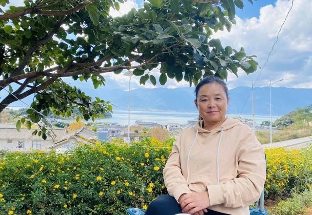 56岁“抛夫弃女”自驾游的苏敏，出走一年现在怎么样了？