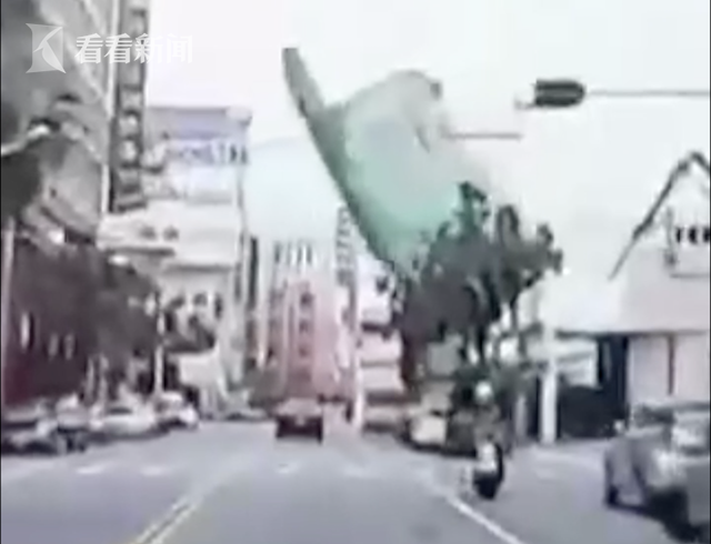 行车记录仪拍下花莲漫波饭店3秒倒塌瞬间画面休闲区蓝鸢梦想 - Www.slyday.coM