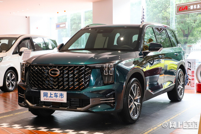 汽车看点 自媒体 正文2016年,广汽传祺推出了旗下首款中型suv——gs8